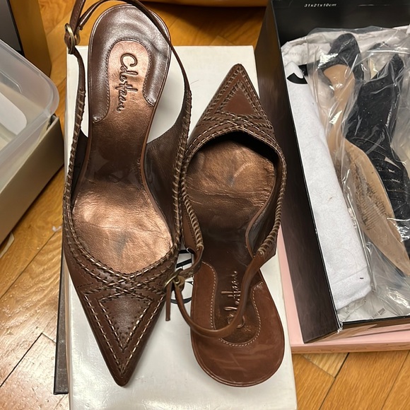 Women shoes w low heels by Cole Haan - Picture 1 of 7